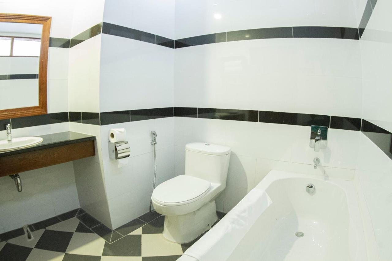 Kampong Thom Palace Hotel المظهر الخارجي الصورة